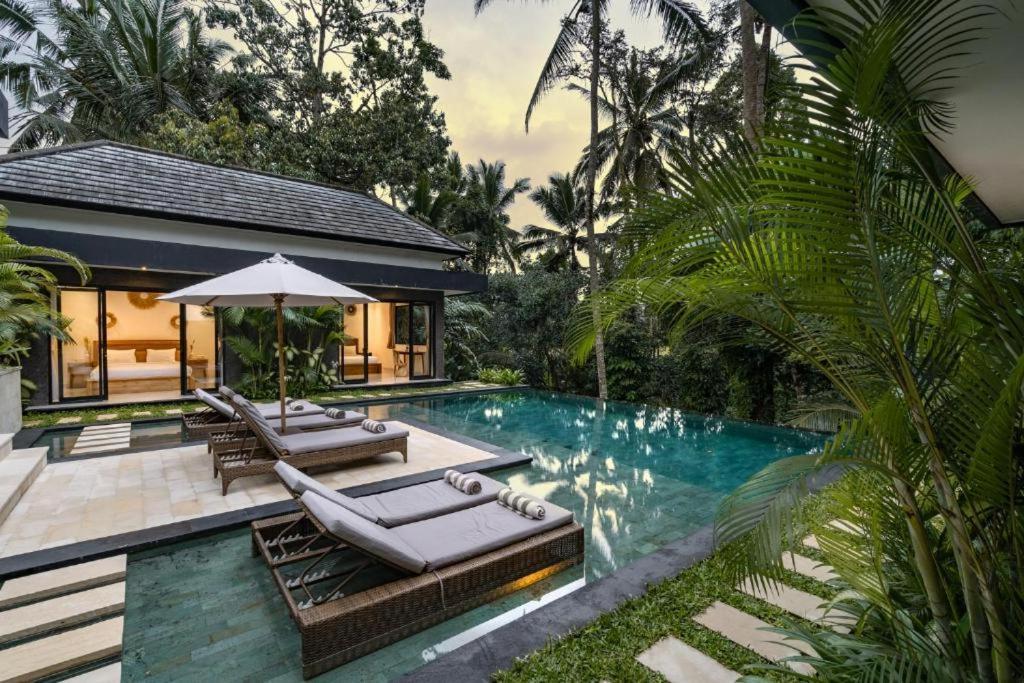 Luxury Escape 6 Bedroom Tropical Private Villa Cyn Ubud  Exterior photo